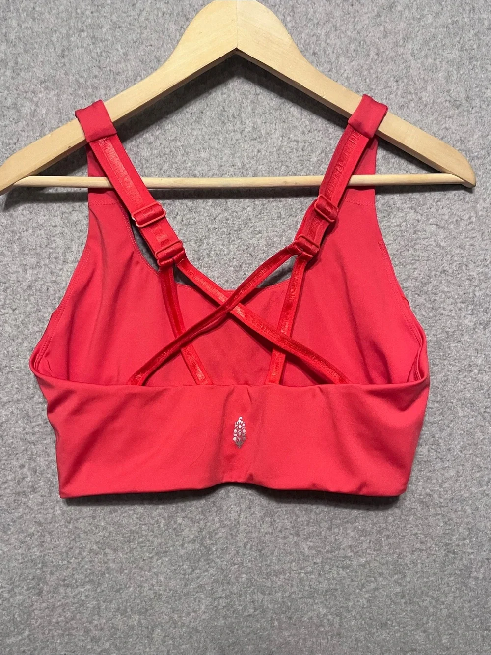 FP MOVEMENT NWOT Round Robbin Brami sports bra Cayenne